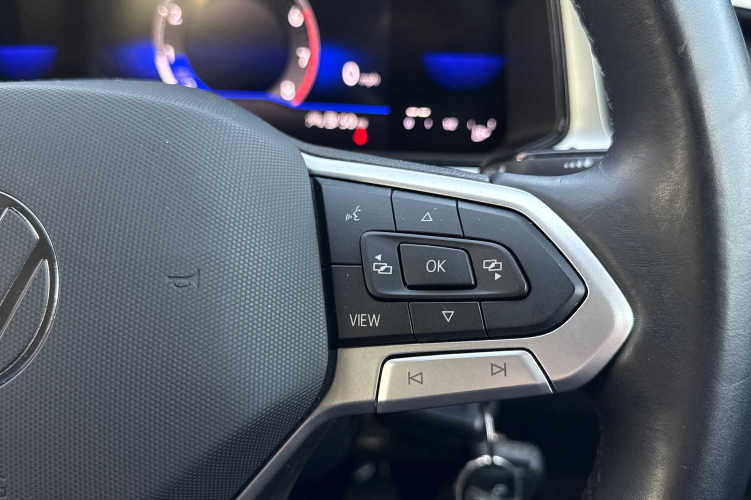 Used Volkswagen T-Roc 2023 for sale - 77052202: Photo 37