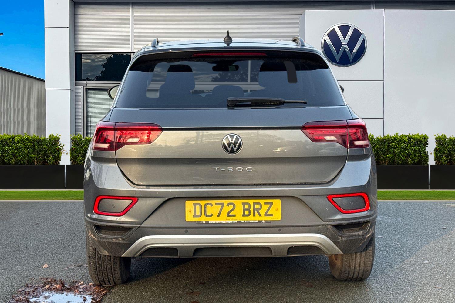 Used Volkswagen T-Roc 2023 for sale - 77052202: Photo 4
