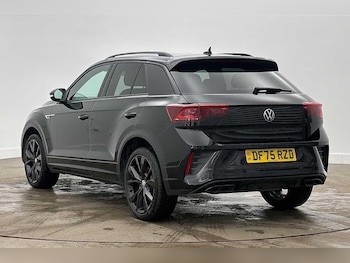 Used Volkswagen T-Roc 2025 for sale - 78734512: Photo