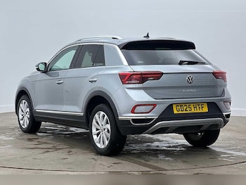 Used Volkswagen T-Roc 2025 for sale - 79392749: Photo