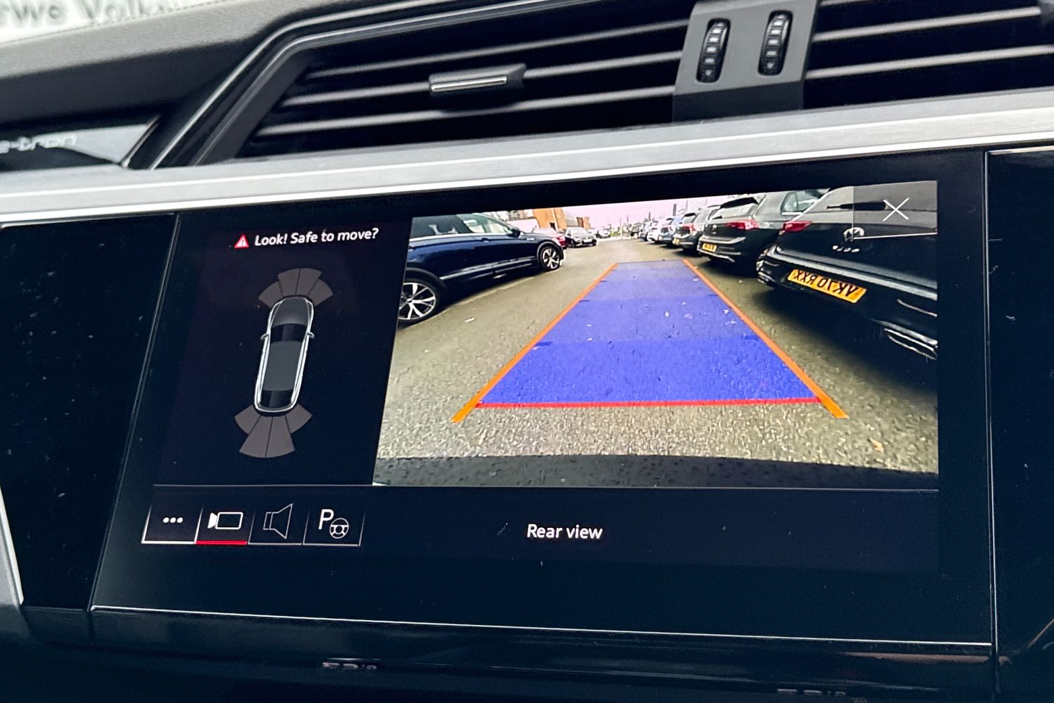 Used Audi e-tron 2021 for sale - 76755351: Photo 34