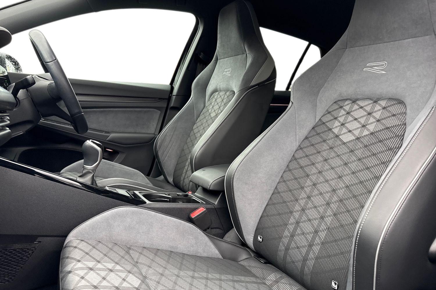 Used Volkswagen Golf 2024 for sale - 76564712: Photo 11