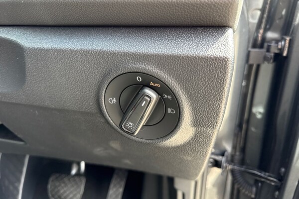 Used Volkswagen T-Roc 2025 for sale - 75745231: Photo 29
