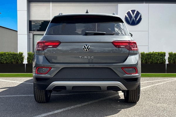 Used Volkswagen T-Roc 2025 for sale - 75745231: Photo 4