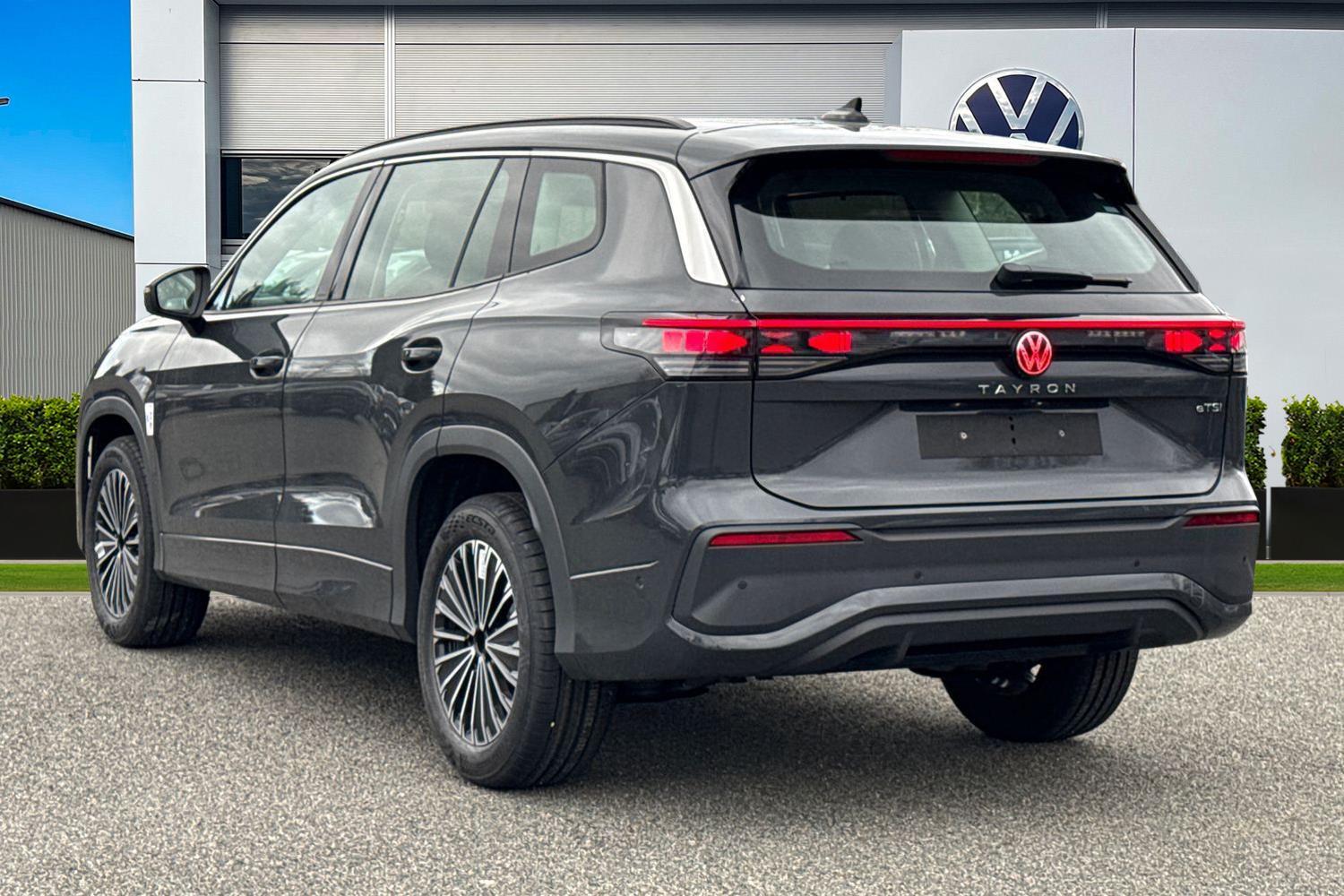 Used Volkswagen Touran 2026 for sale - 77764562: Photo 2