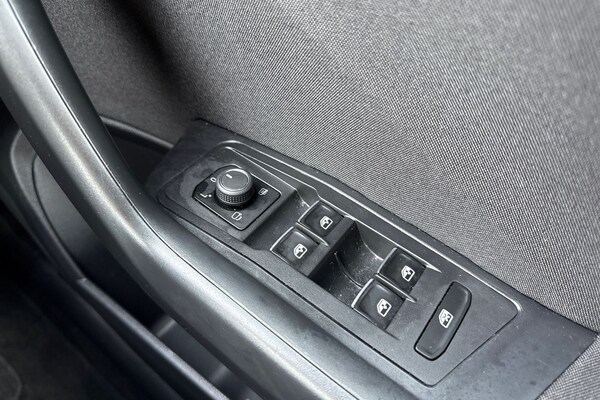 Used Volkswagen T-Roc 2021 for sale - 76194118: Photo 25