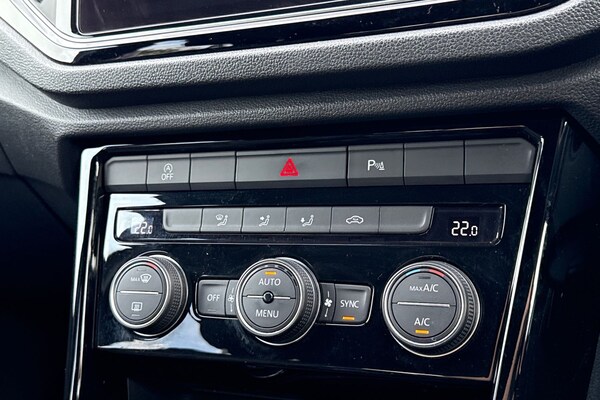Used Volkswagen T-Roc 2021 for sale - 76194118: Photo 33