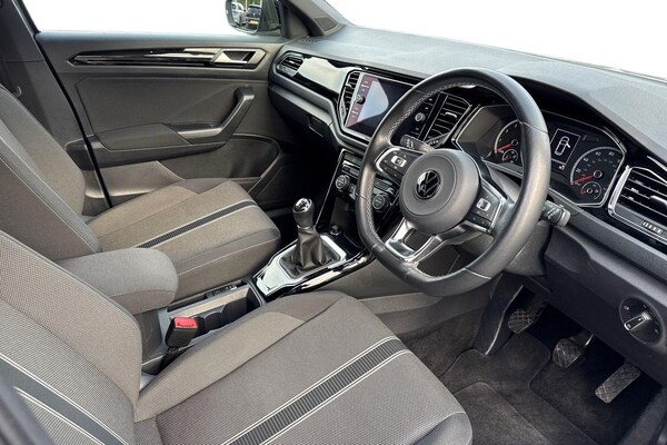 Used Volkswagen T-Roc 2021 for sale - 76194118: Photo 8