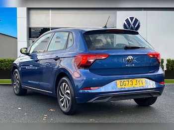 Used Volkswagen Polo 2023 for sale - 76968061: Photo