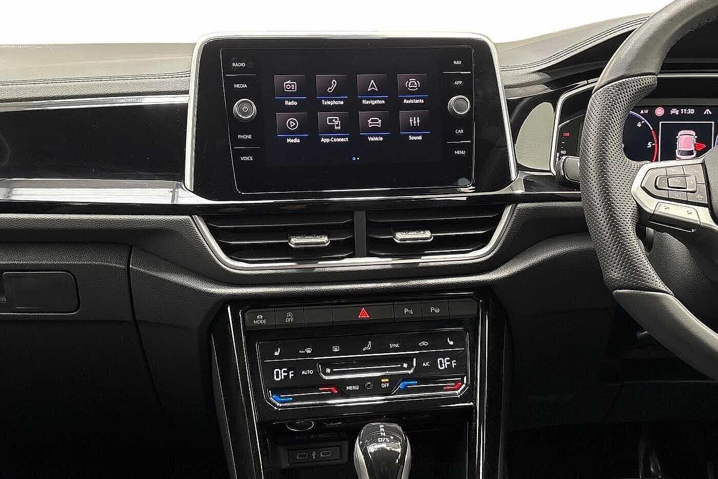 Used Volkswagen T-Roc 2025 for sale - 77394113: Photo 13