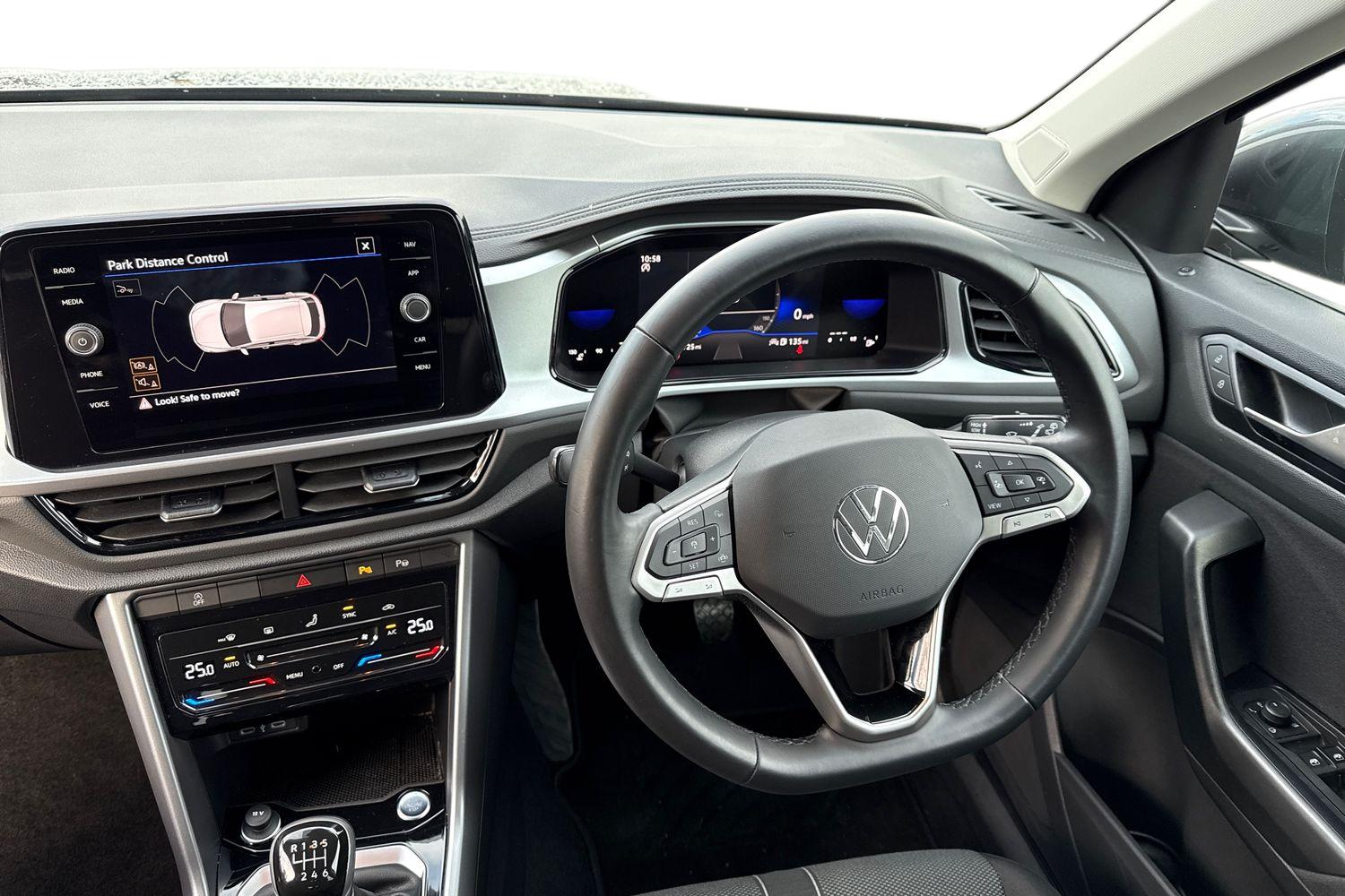 Used Volkswagen T-Roc 2024 for sale - 77172675: Photo 17