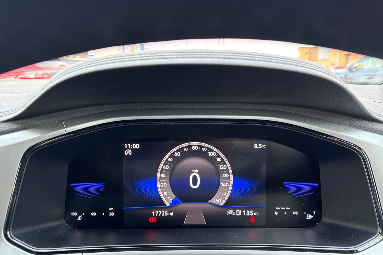 Used Volkswagen T-Roc 2024 for sale - 77172675: Photo 25