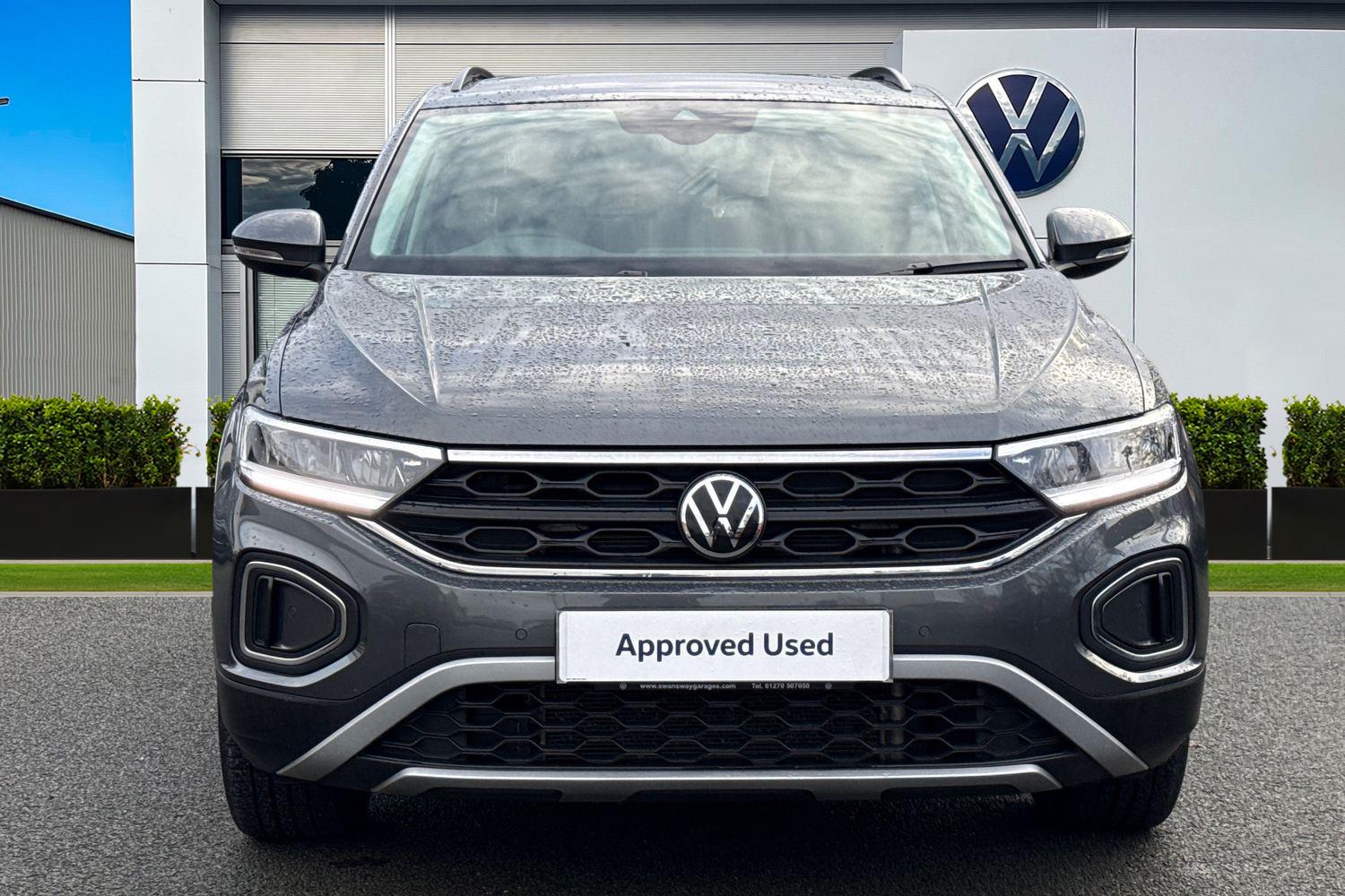 Used Volkswagen T-Roc 2024 for sale - 77172675: Photo 5