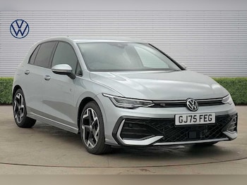Used Volkswagen Golf 2025 for sale - 79537487: Photo