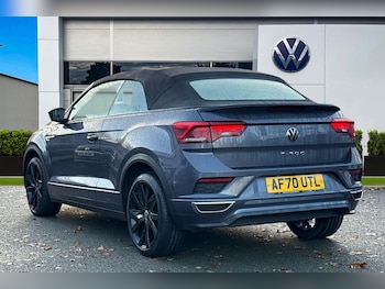 Used Volkswagen T-Roc 2020 for sale - 76863225: Photo