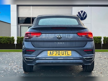 Used Volkswagen T-Roc 2020 for sale - 76863225: Photo