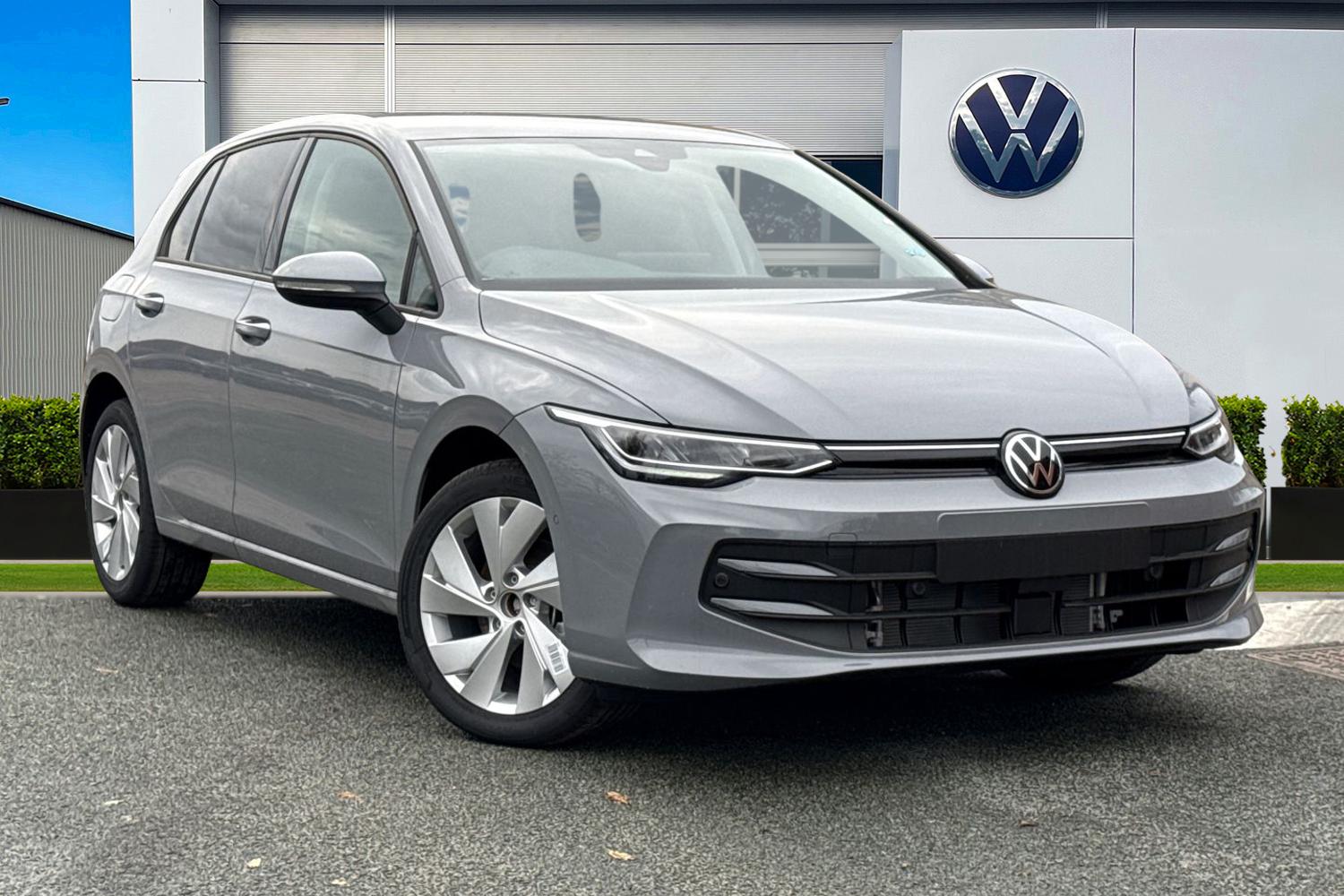 Used Volkswagen Golf 2025 for sale - 76526957: Photo 1