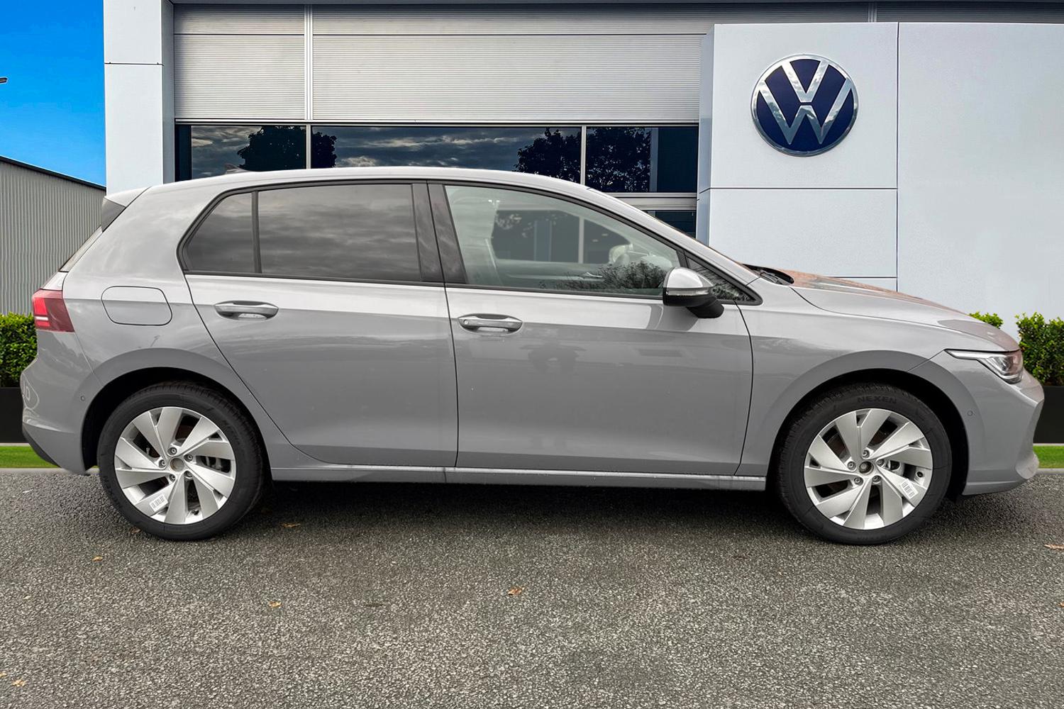 Used Volkswagen Golf 2025 for sale - 76526957: Photo 3