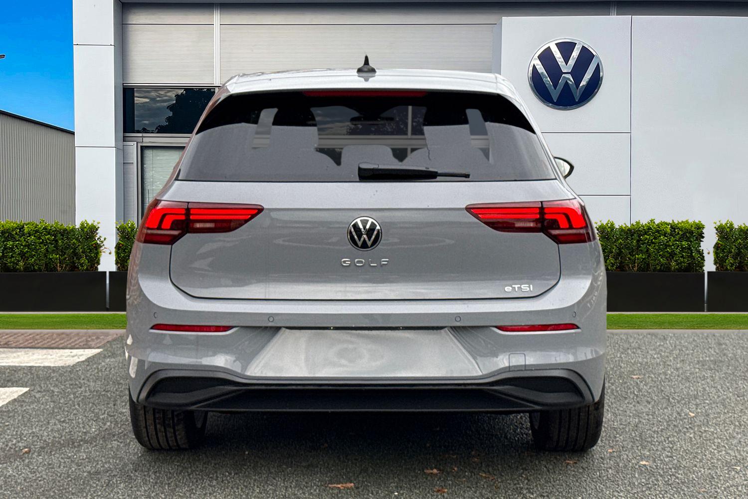 Used Volkswagen Golf 2025 for sale - 76526957: Photo 4