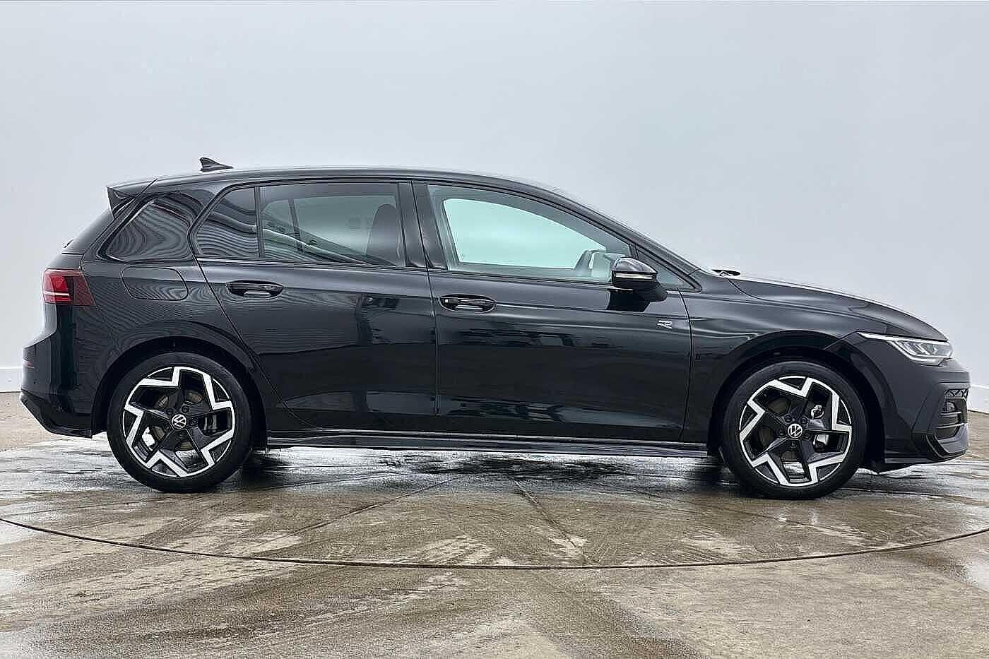 Used Volkswagen Golf 2025 for sale - 78144247: Photo 4