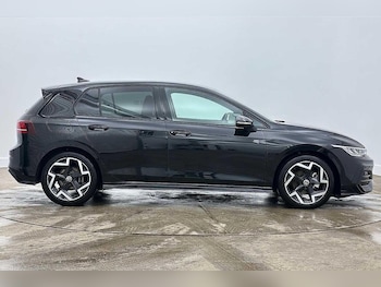 Used Volkswagen Golf 2025 for sale - 78144247: Photo