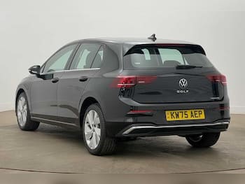Used Volkswagen Golf 2026 for sale - 79672572: Photo