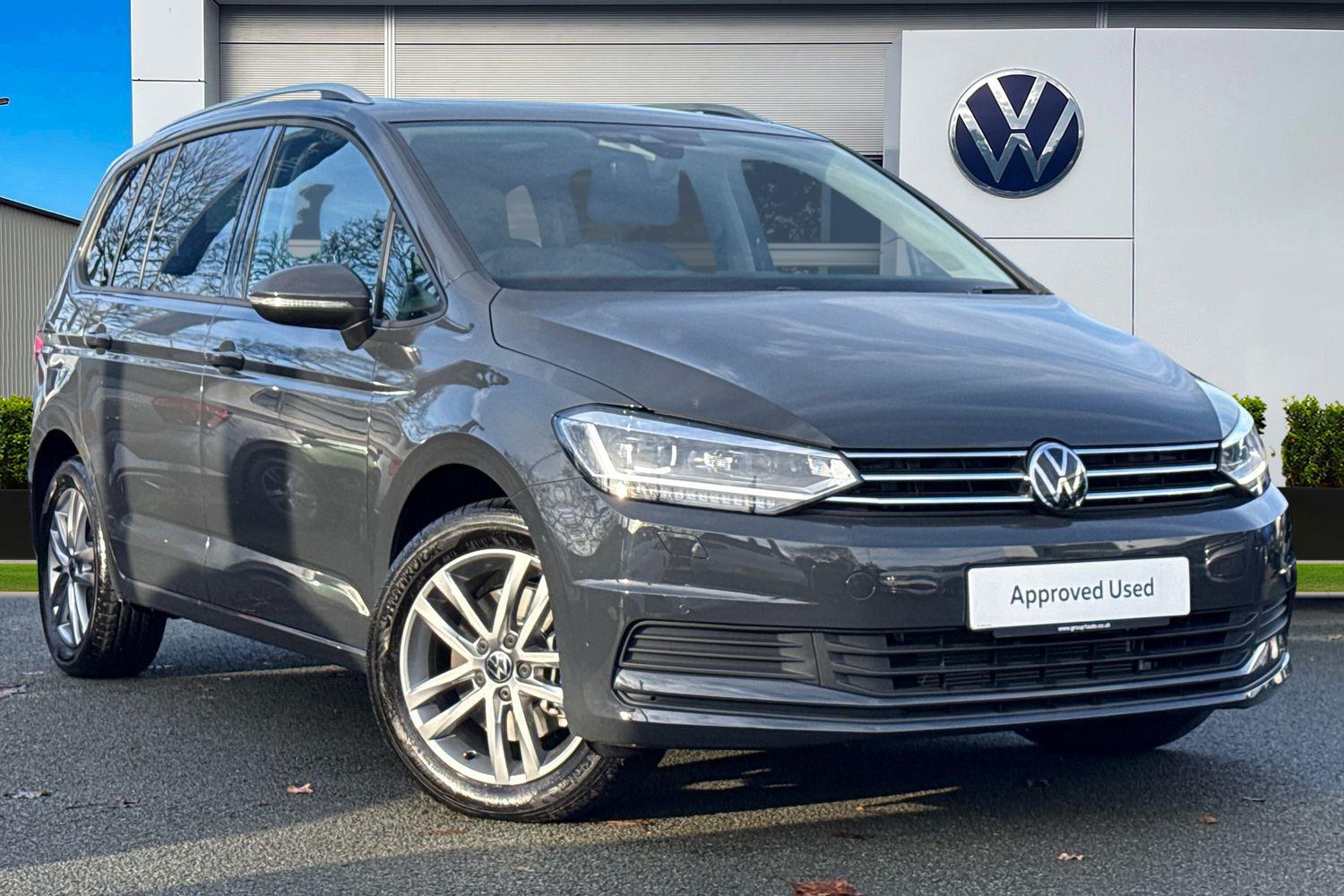 Used Volkswagen Touran 2024 for sale - 77282117: Photo 1