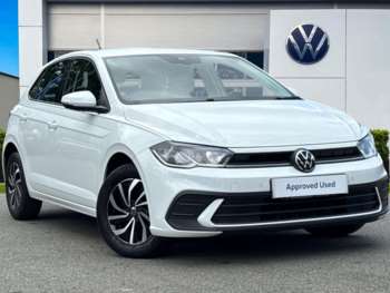 2022 - MK6 Facelift (2021) 1.0 TSI 95PS Life | Parking Sensors 5-Door