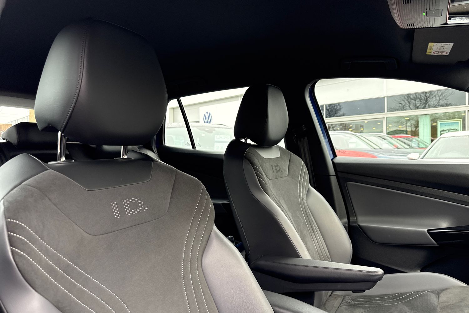 Used Volkswagen ID.4 2022 for sale - 76723937: Photo 23