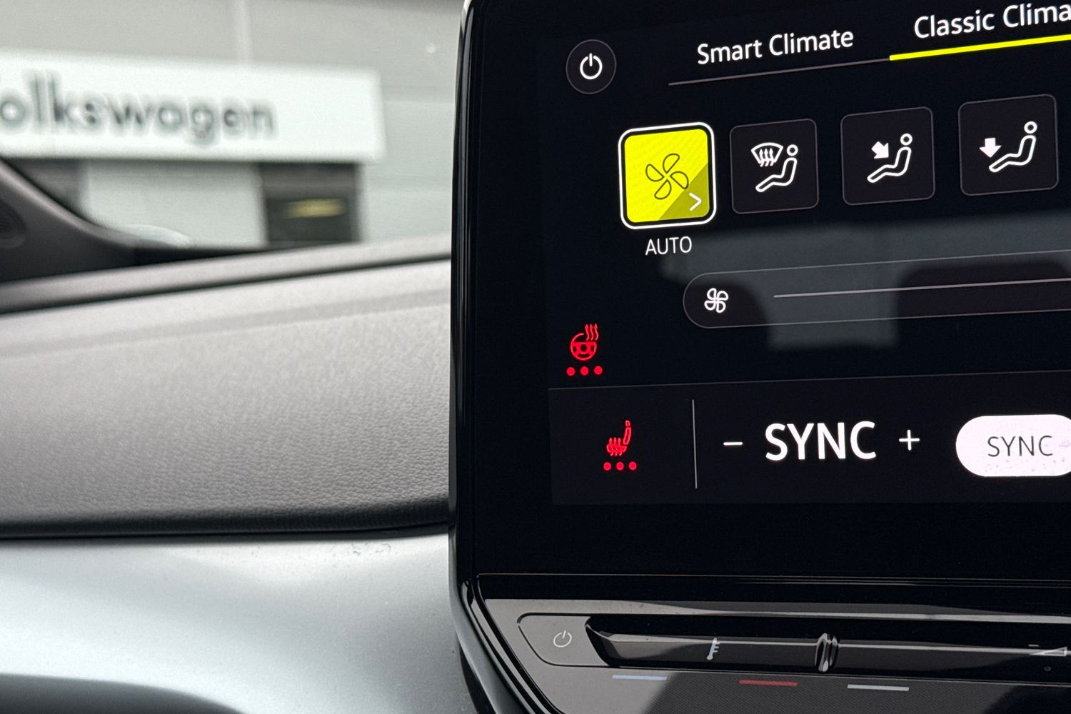 Used Volkswagen ID.4 2022 for sale - 76723937: Photo 30