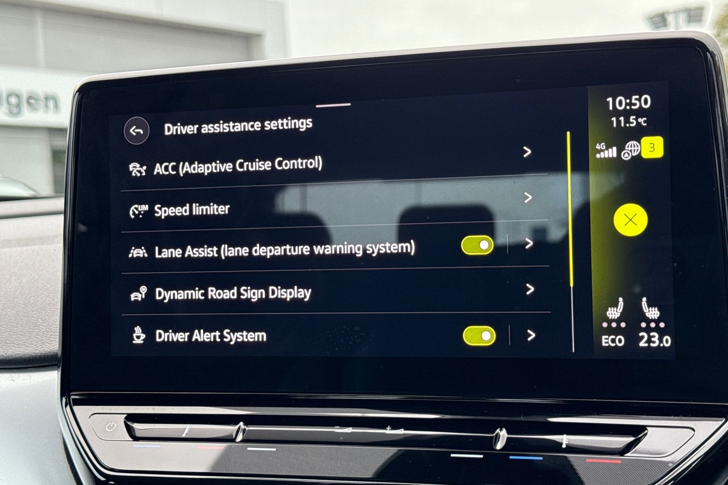 Used Volkswagen ID.4 2022 for sale - 76723937: Photo 31