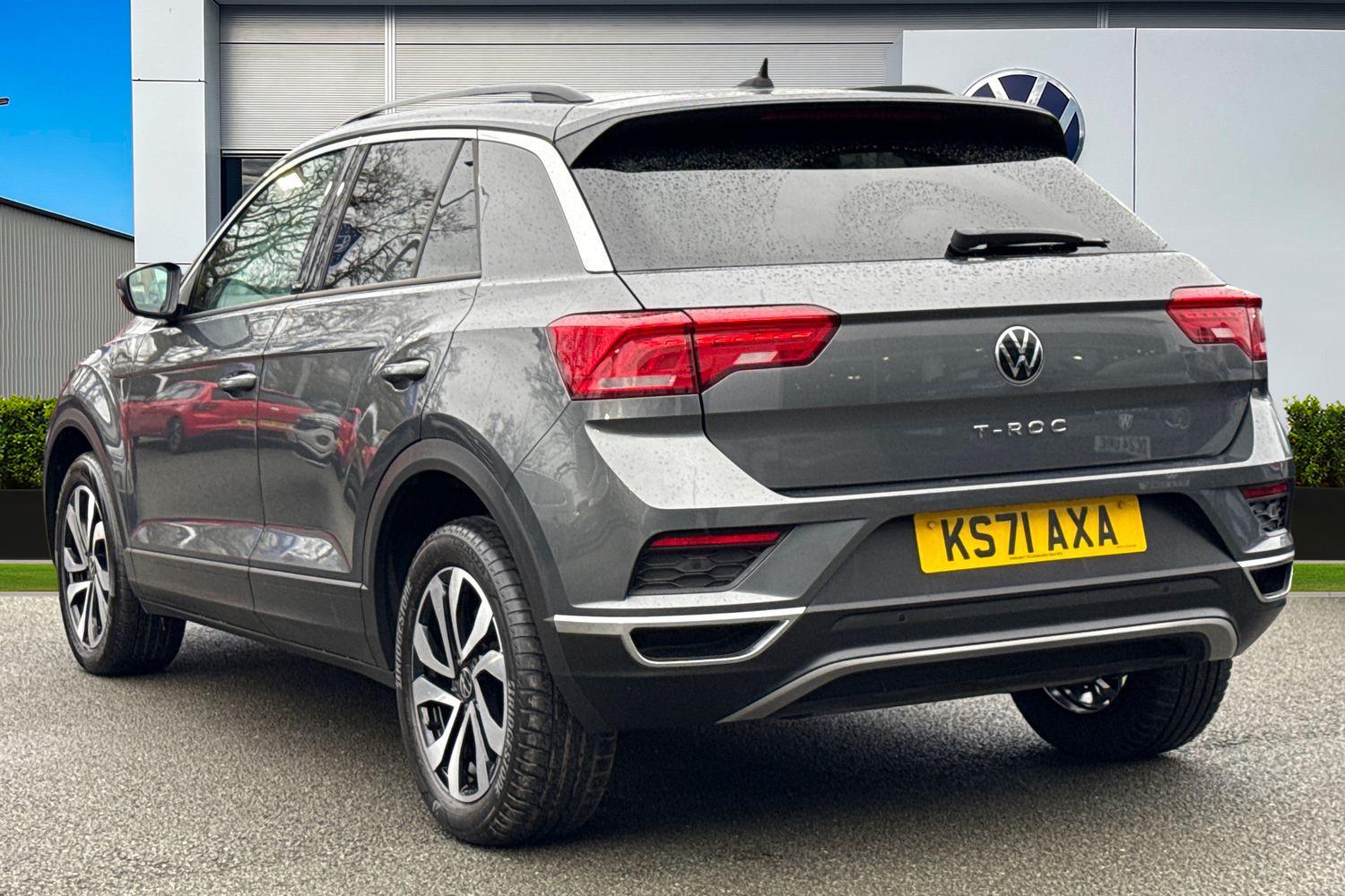 Used Volkswagen T-Roc 2022 for sale - 77914217: Photo 2
