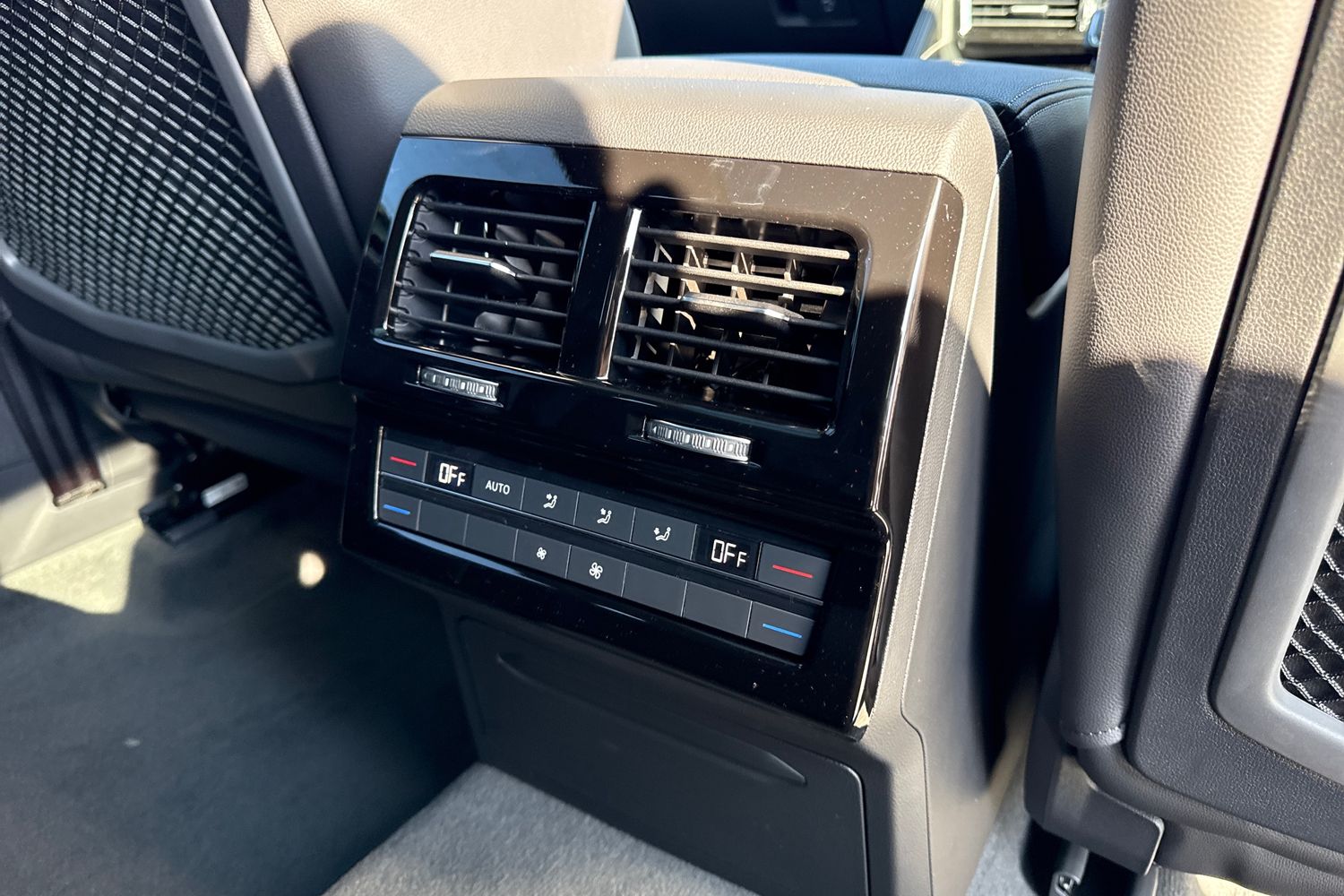 Used Volkswagen Touareg 2026 for sale - 77791881: Photo 30