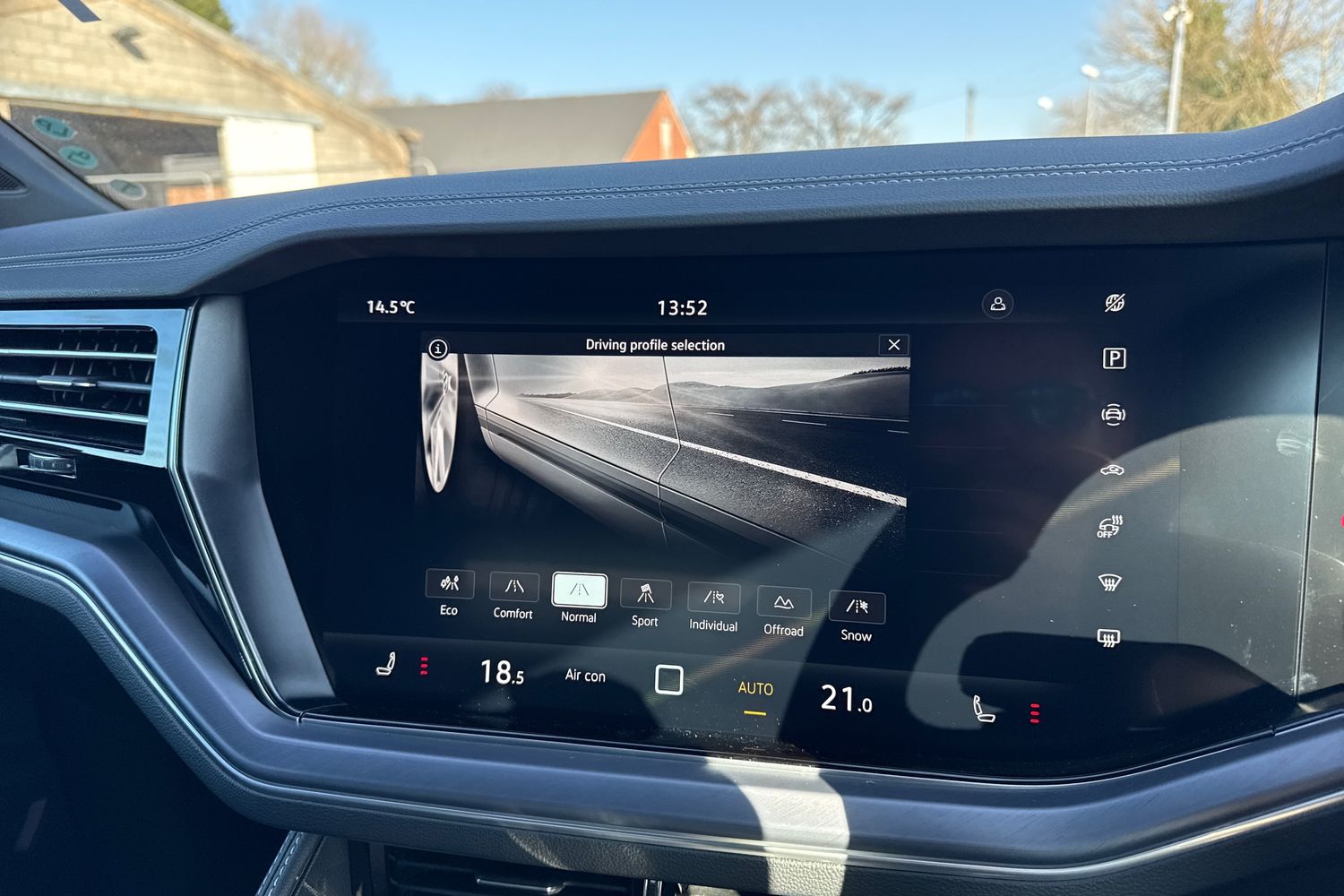 Used Volkswagen Touareg 2026 for sale - 77791881: Photo 48