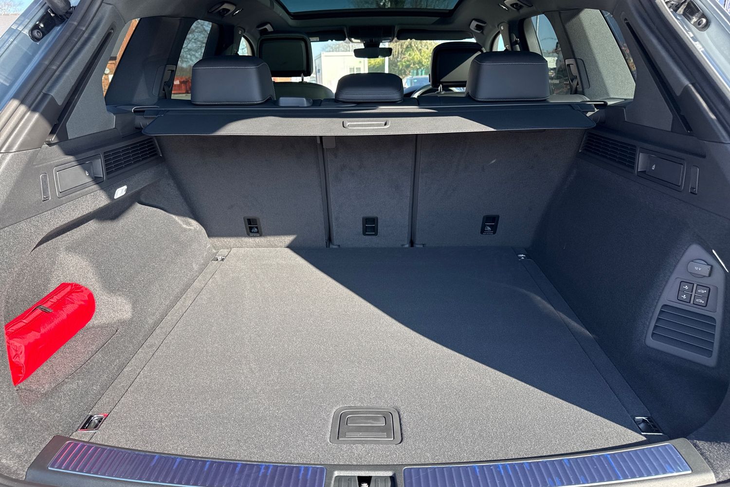 Used Volkswagen Touareg 2026 for sale - 77791881: Photo 6