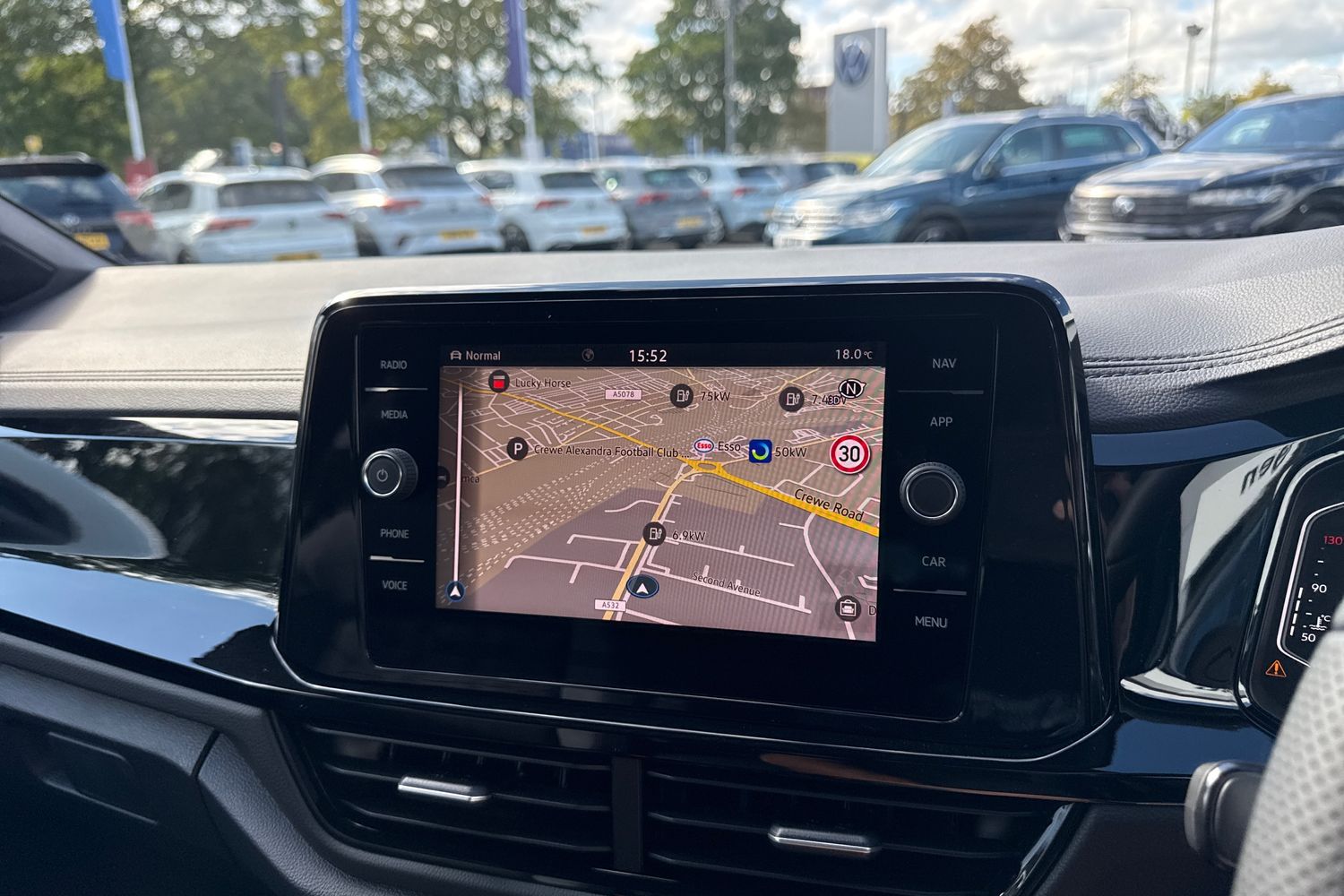 Used Volkswagen T-Roc 2026 for sale - 78043541: Photo 16