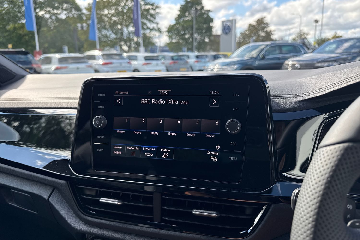 Used Volkswagen T-Roc 2026 for sale - 78043541: Photo 38