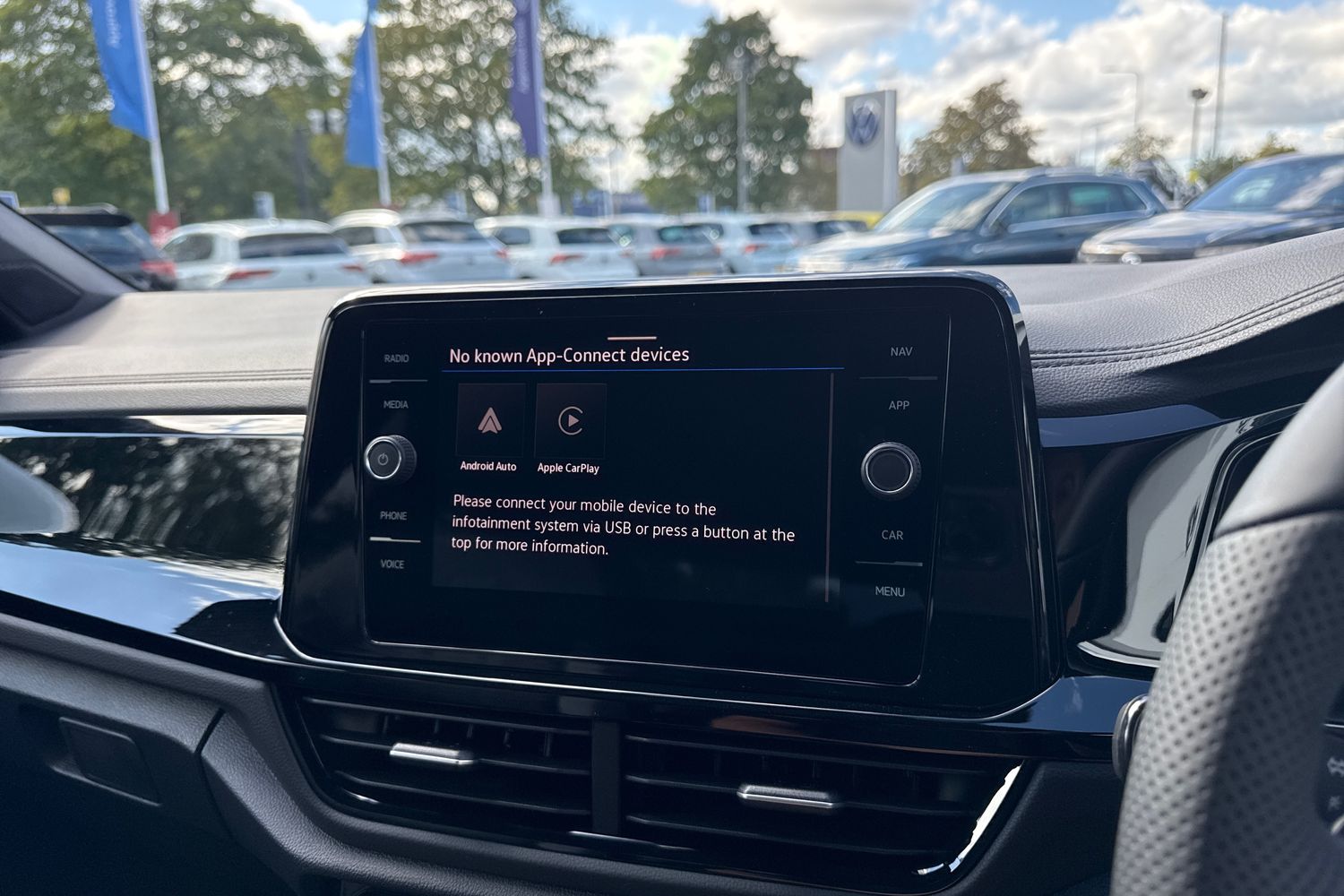 Used Volkswagen T-Roc 2026 for sale - 78043541: Photo 41