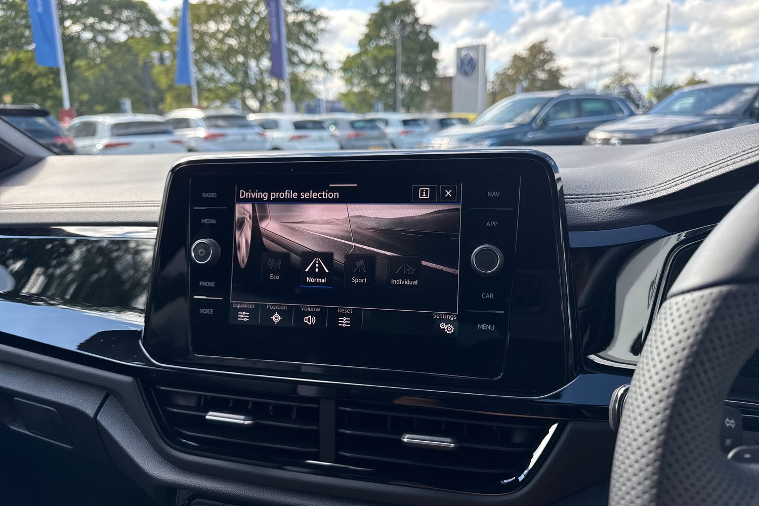 Used Volkswagen T-Roc 2026 for sale - 78043541: Photo 46