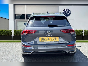 Used Volkswagen Golf 2024 for sale - 78577260: Photo
