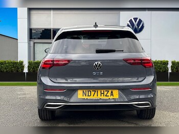 Used Volkswagen Golf 2021 for sale - 77500970: Photo