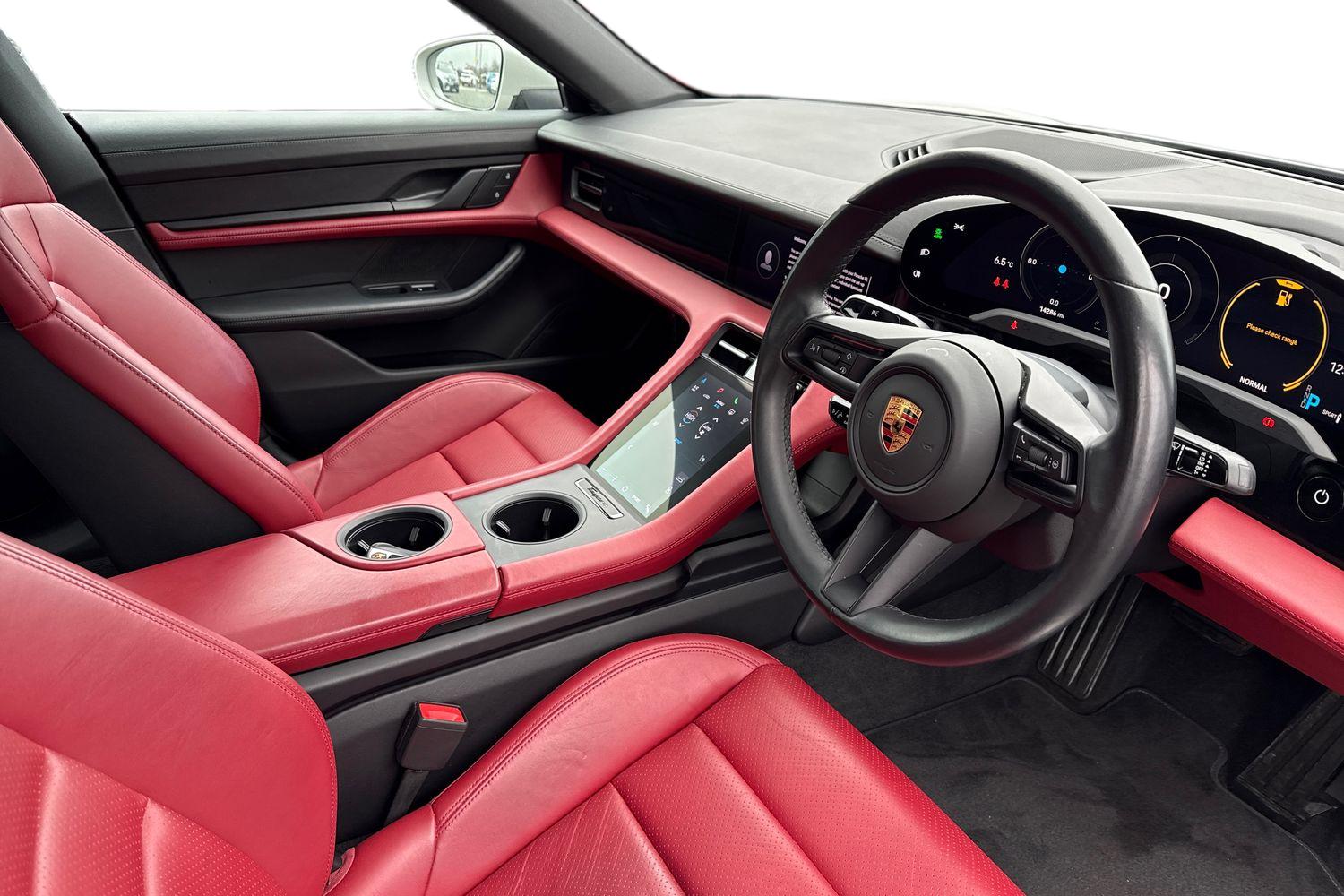 Used Porsche Taycan 2022 for sale - 78155125: Photo 14