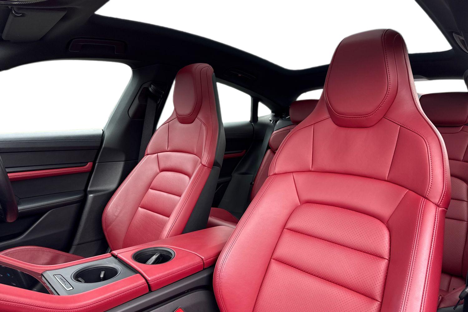 Used Porsche Taycan 2022 for sale - 78155125: Photo 16