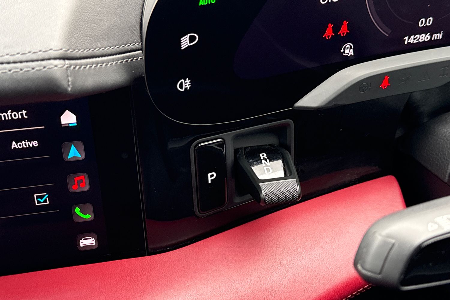 Used Porsche Taycan 2022 for sale - 78155125: Photo 23