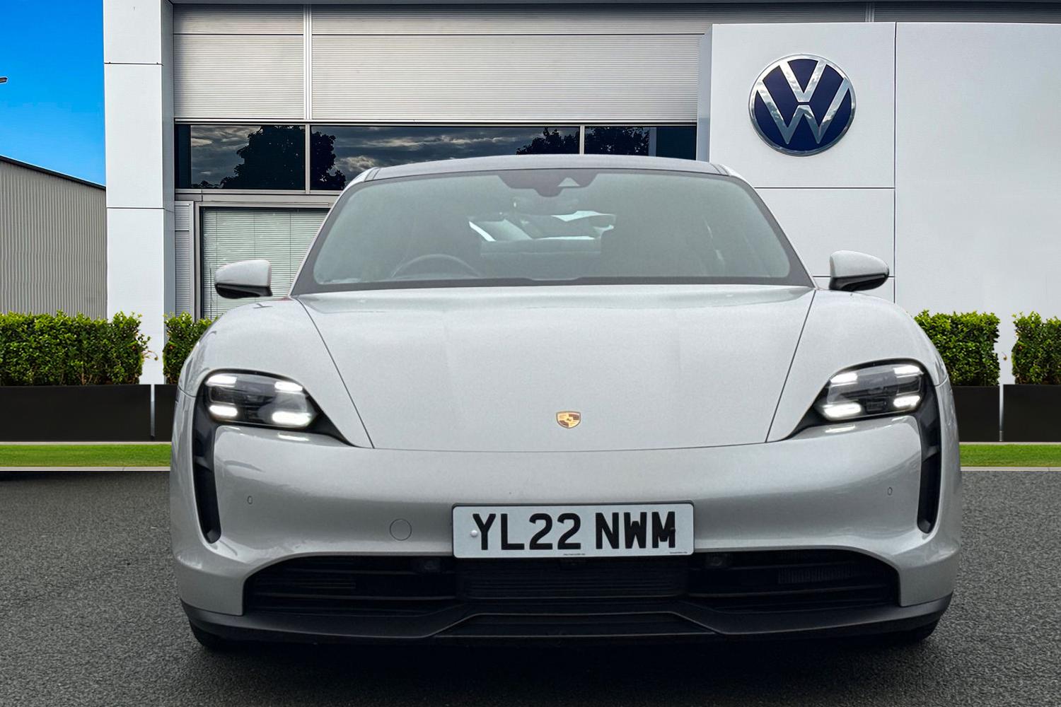 Used Porsche Taycan 2022 for sale - 78155125: Photo 6