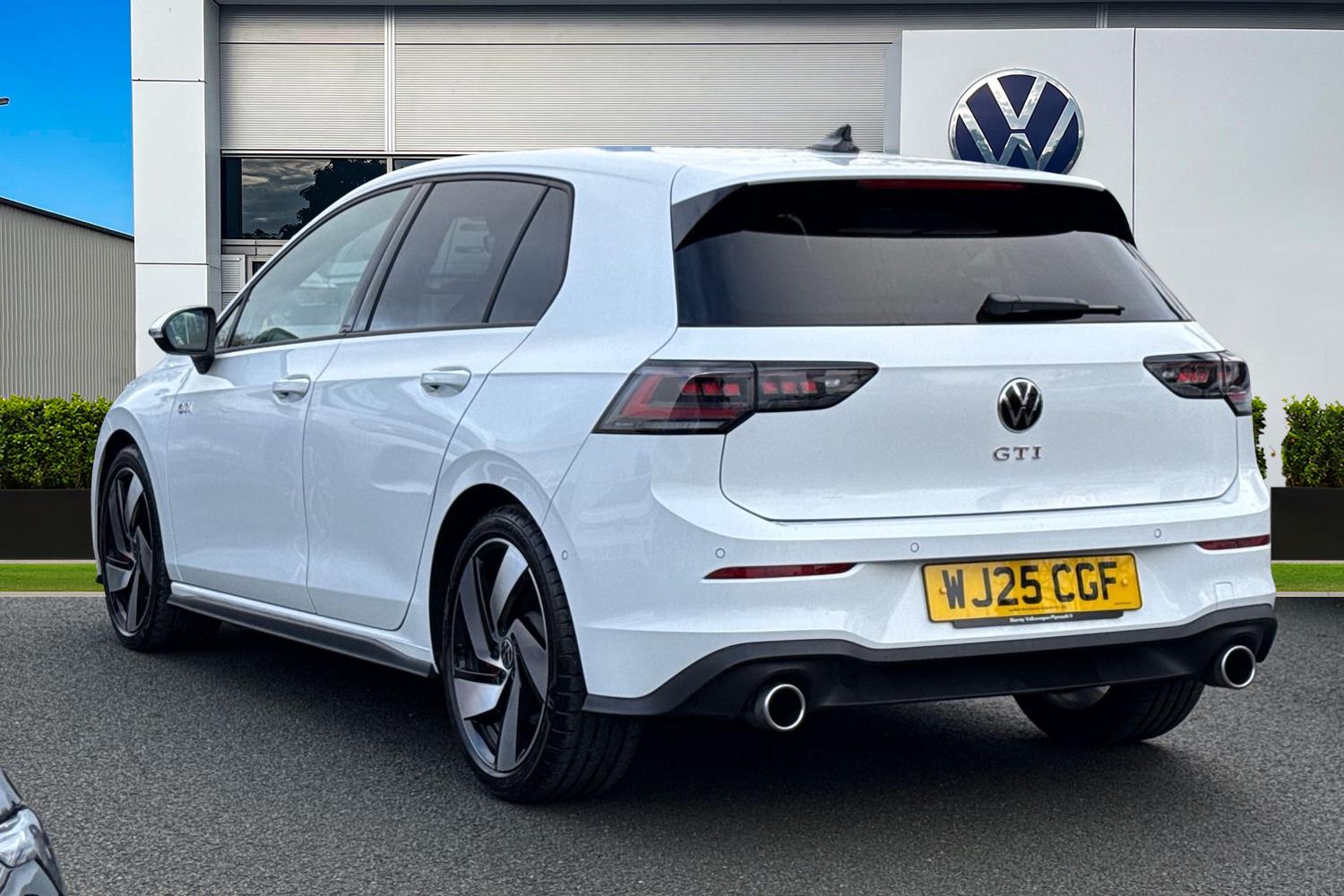 Used Volkswagen Golf 2025 for sale - 77795773: Photo 2