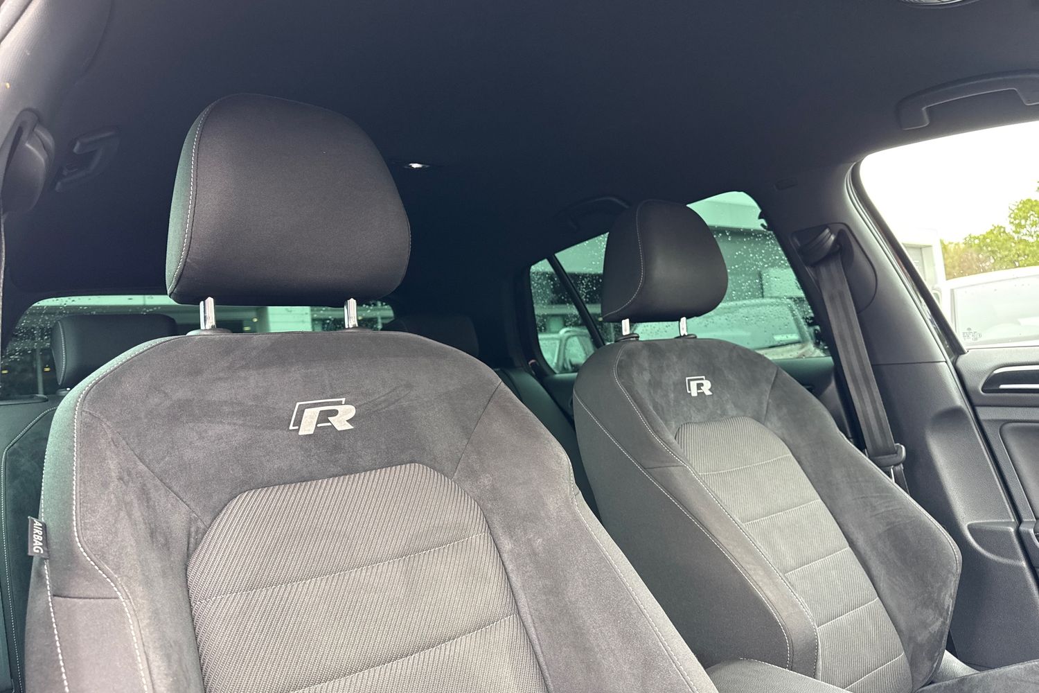 Used Volkswagen Golf 2018 for sale - 76421342: Photo 24