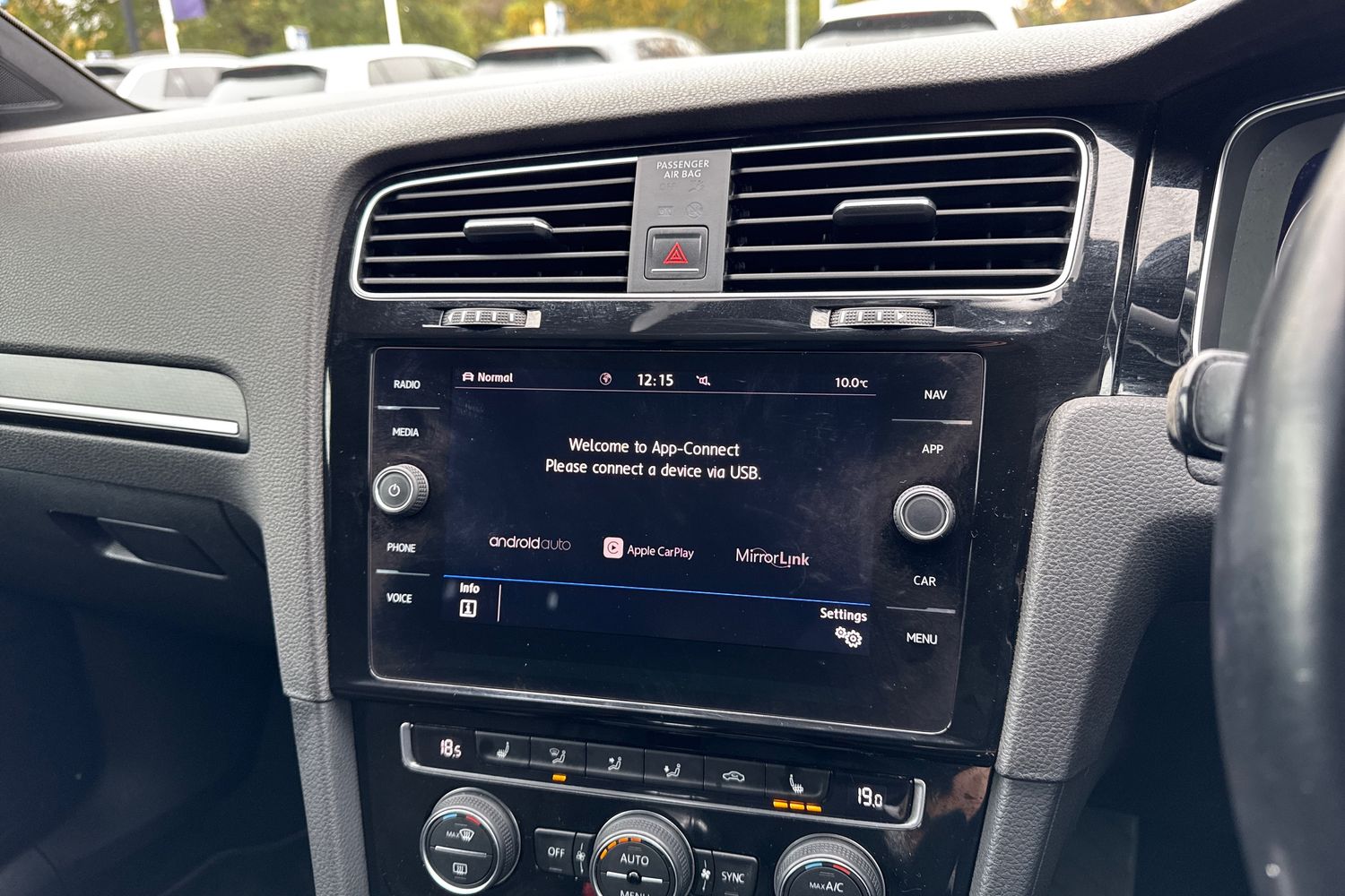 Used Volkswagen Golf 2018 for sale - 76421342: Photo 41