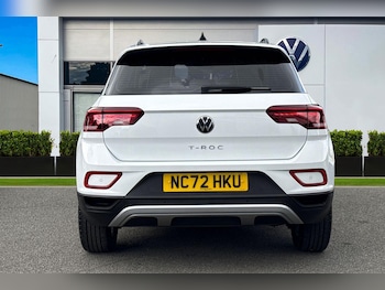 Used Volkswagen T-Roc 2022 for sale - 75168949: Photo