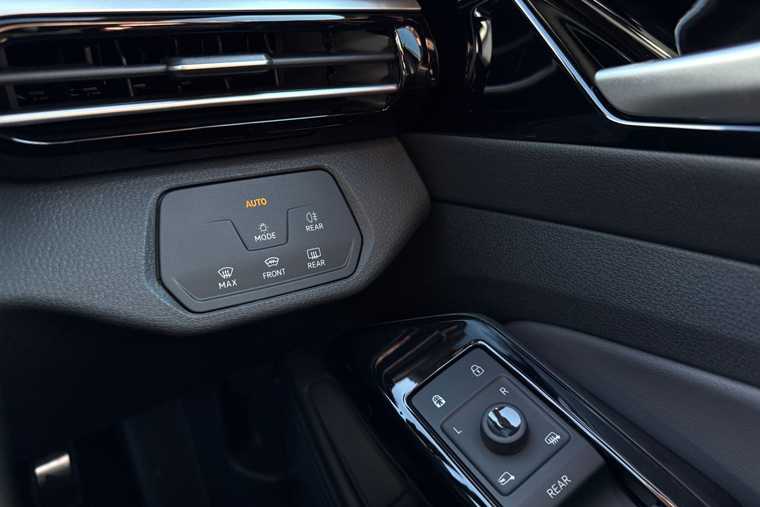 Used Volkswagen ID.4 2025 for sale - 77996482: Photo 24